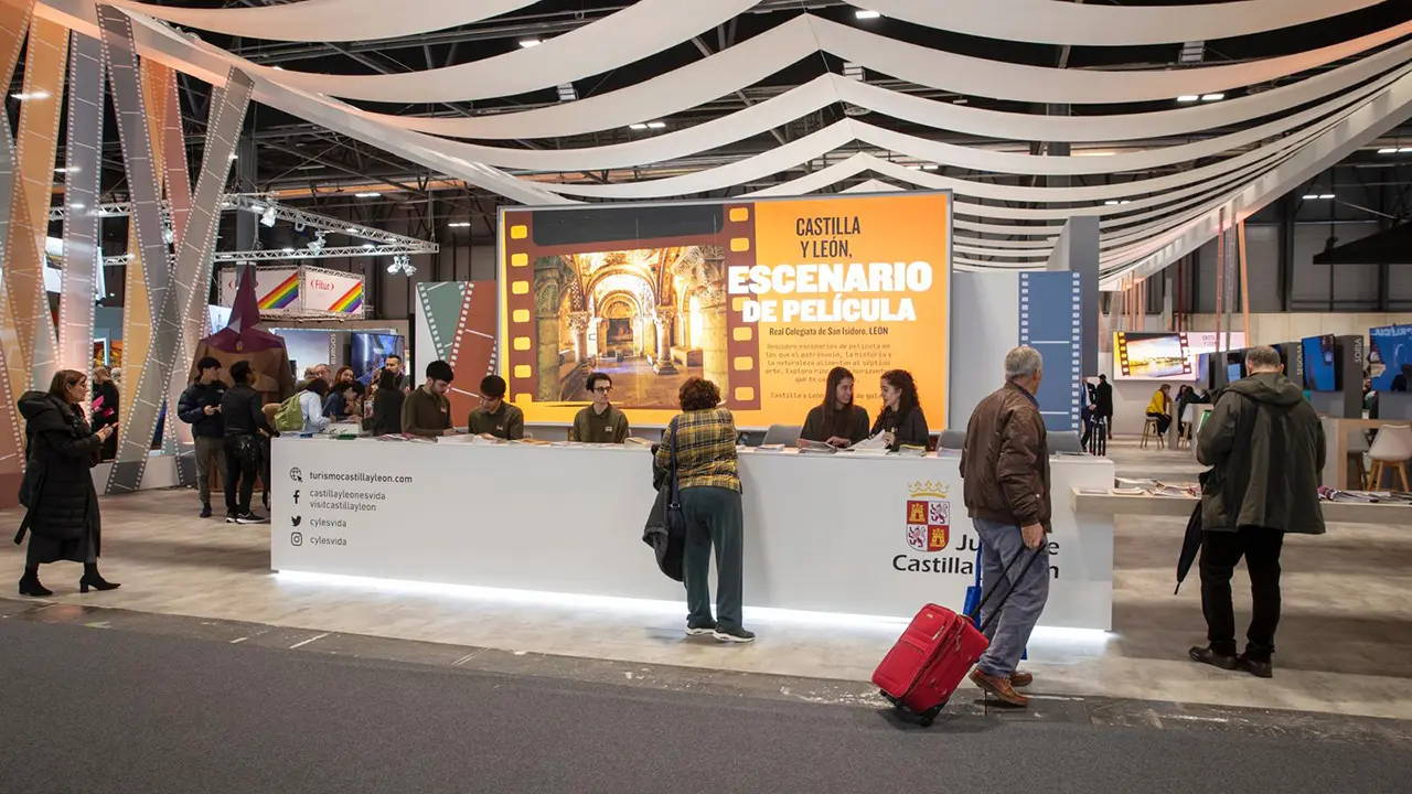 Apertura Fitur-Escenario de pelicula