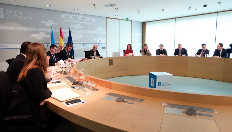 O titular do Executivo galego, Alfonso Rueda, preside a reunión do Consello da Xunta. Sala do Consello, 10/2/25.