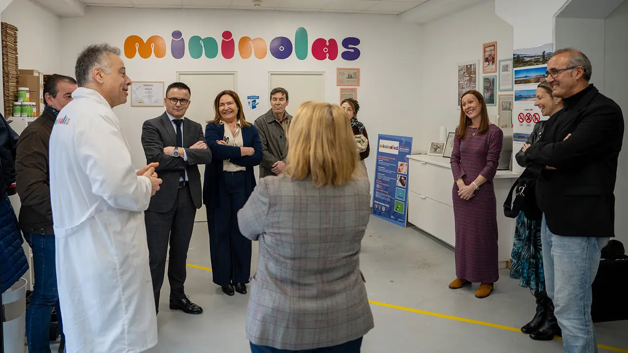 Jose Gonzalez visita Minimelis 1