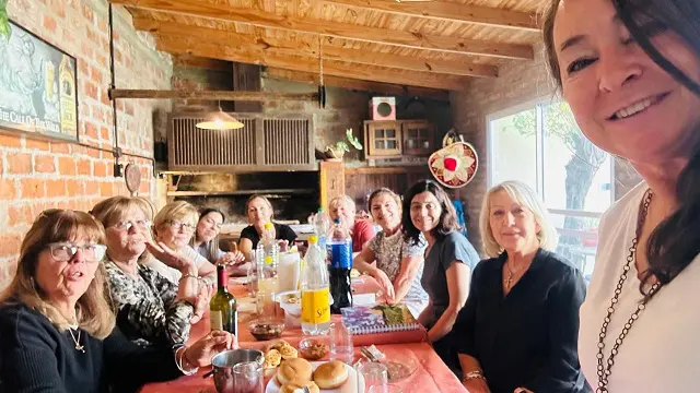 bahia_cast_y_leon_almuerzo_2_4_25_1