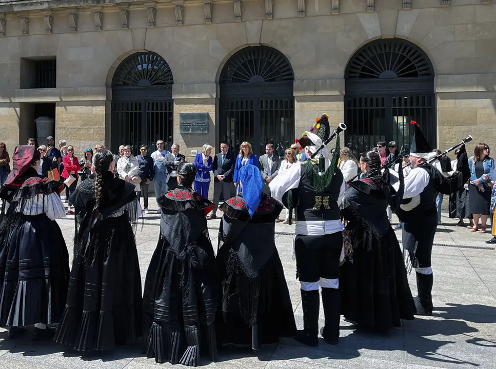Jose Gonzalez-75 aniversario Lar Gallego Pamplona 4