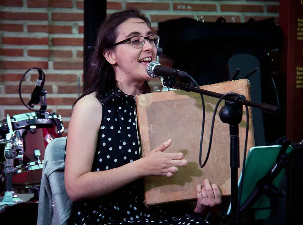 CA Guadarrama-Cristina Lopez, panderetera