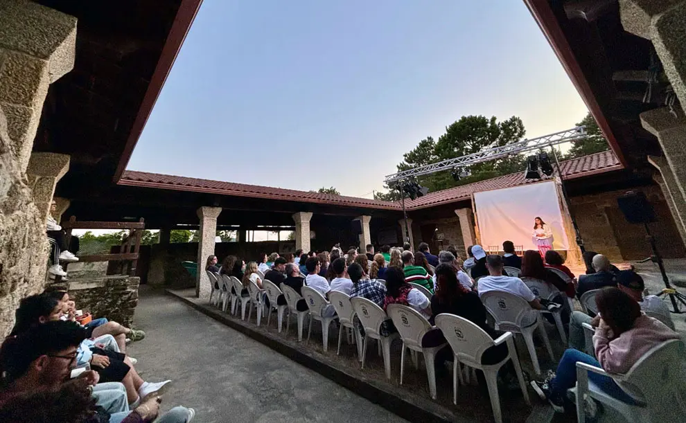 Miranda-Obra teatro en O Grove 4