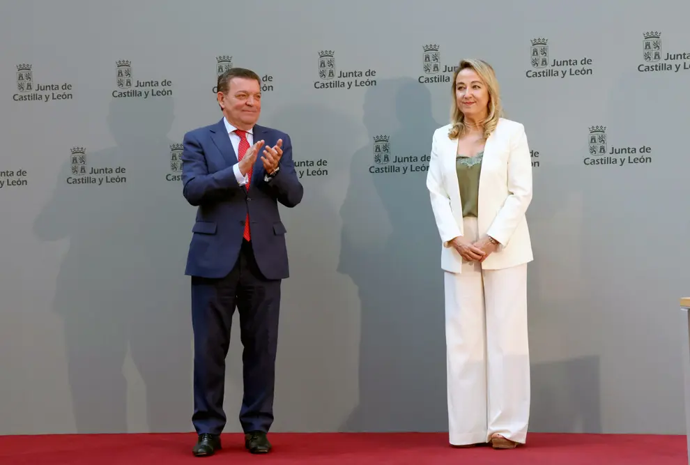 TOMA POSESION RUTH ANDEREZ 2