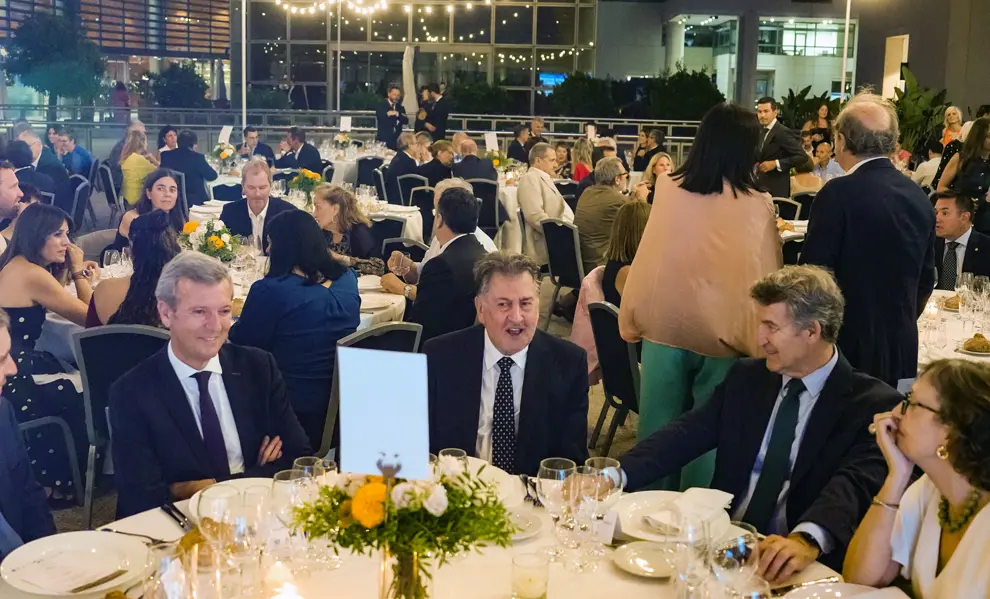 O titular do Goberno galego, Alfonso Rueda, participa na cea de gala e na entrega dos Títulos de Excelencia Galega 2025 organizada por AEGA-CAT.  Eurostars Grand Marina (Barcelona), 11/07/25.