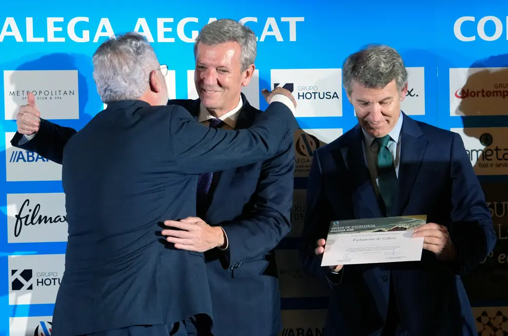 O titular do Goberno galego, Alfonso Rueda, participa na cea de gala e na entrega dos Títulos de Excelencia Galega 2025 organizada por AEGA-CAT.  Eurostars Grand Marina (Barcelona), 11/07/25.