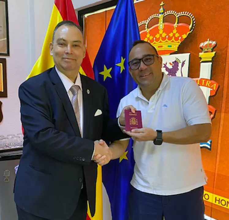 ENTREGA DE PASAPORTES EN LECHERÍA 09-07-2025 6