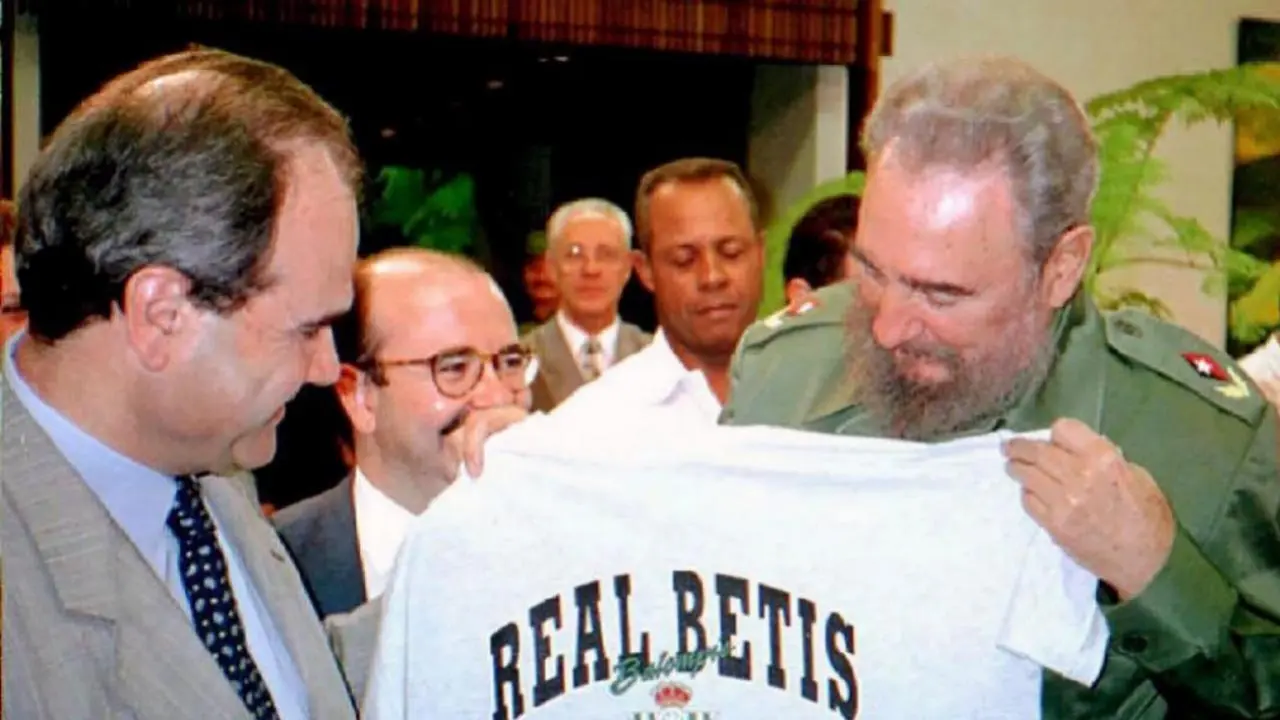 5.Presidente Manuel Chaves y Fidel Castro