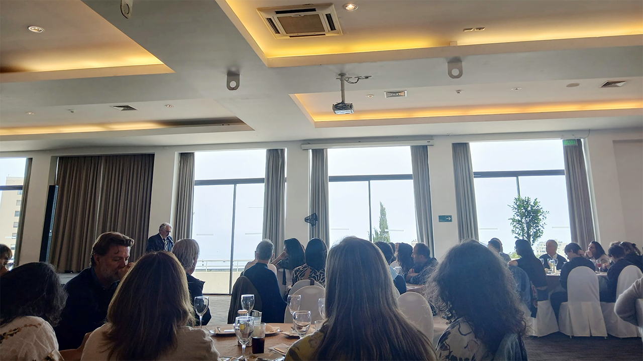 Captura de pantalla 2025-11-24 a las 10.21.48