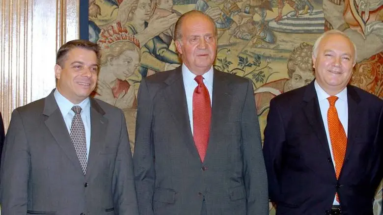 Palacio Zarguela Rey Juan Carlos izquierda del Canciller Felipe Perez Roque y Moratinos