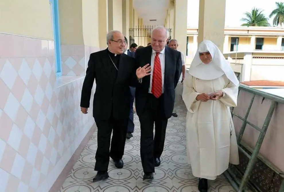 removed_watermark_arzobispo (2)