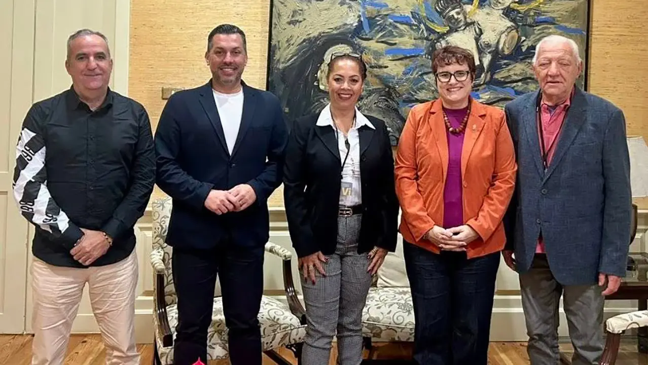 Tellez-Reuniones Cuba 3