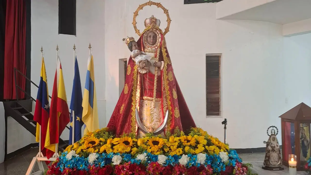 BENDICIÓN NUEVA IMAGEN VIRGEN DE CANDELARIA EL TIGRE 2026 12