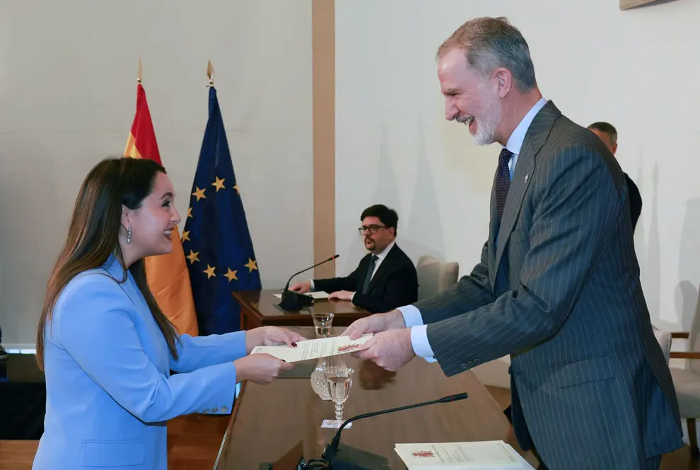 Despachos Carrera Diplomatica 3