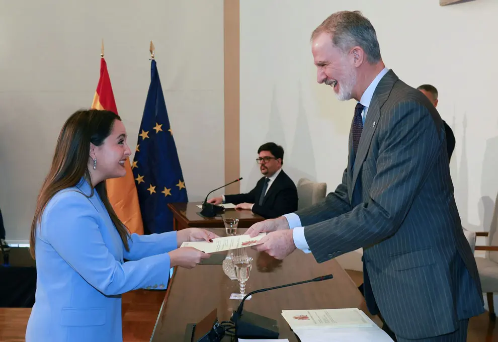 Despachos Carrera Diplomatica 3