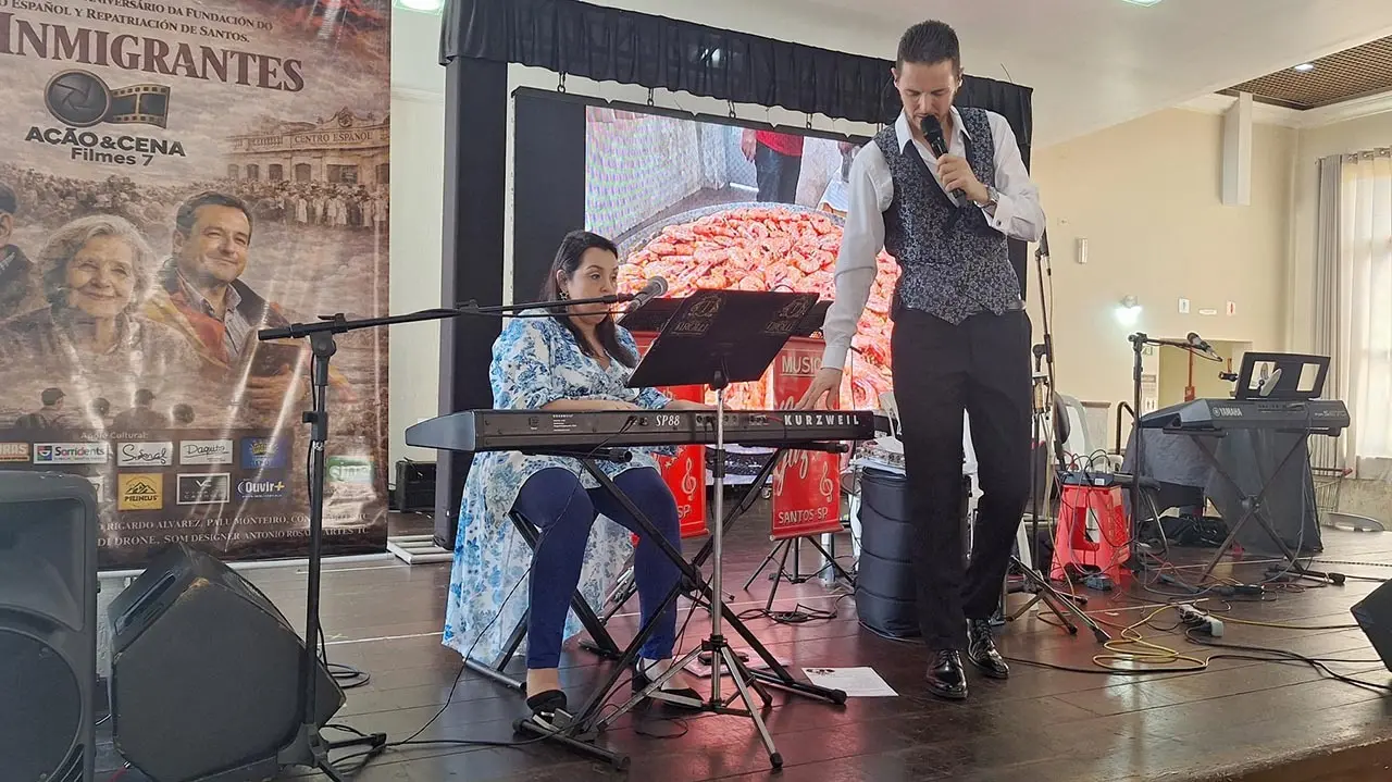 Santos-Centro Espanhol-Cantor galego