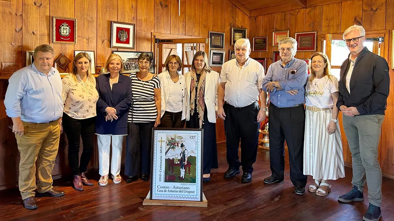 En Centro Asturiano Uruguay 5