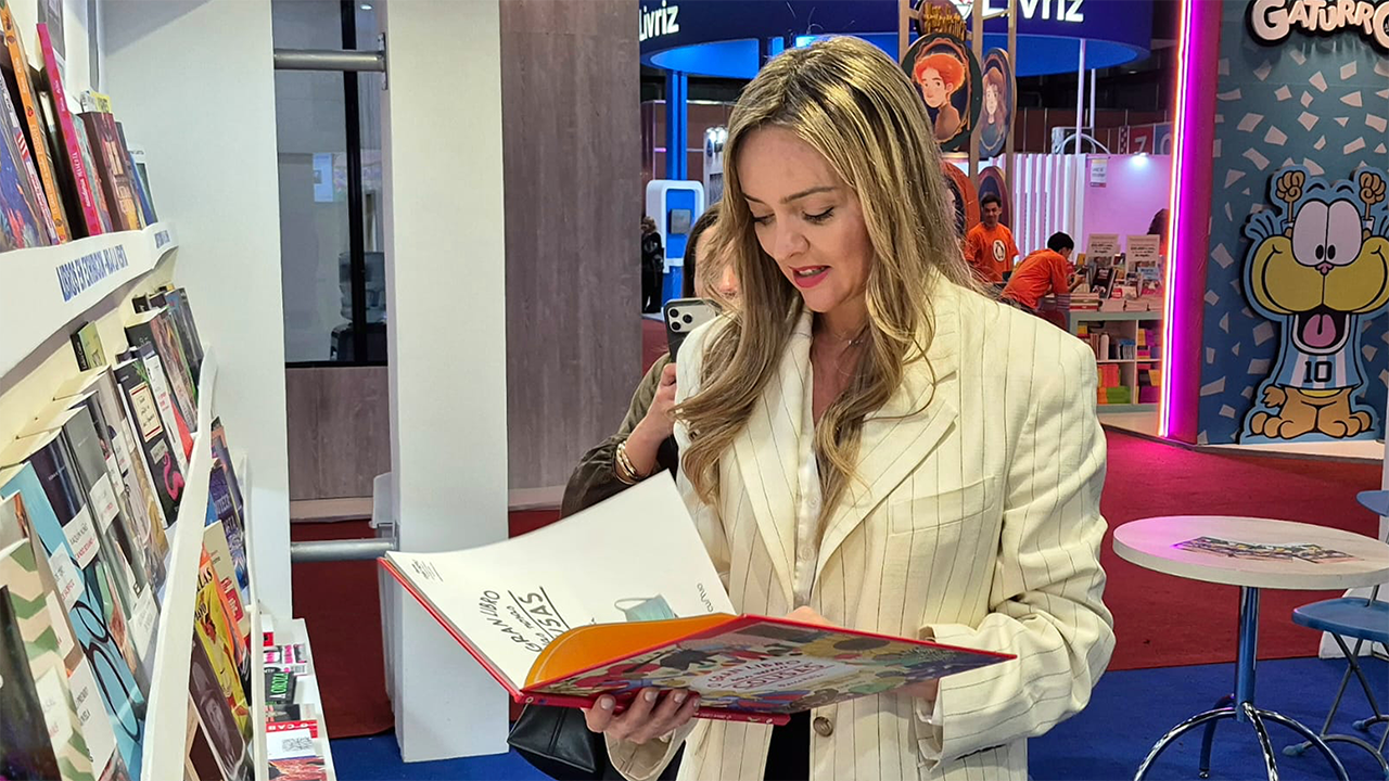 Arg.Feria Libro-Fabiola Garcia 4