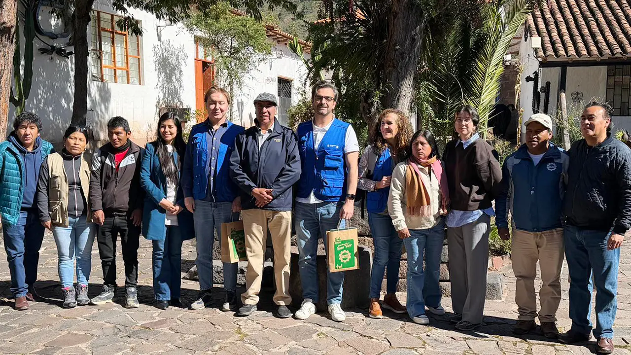 Diego Calvo en Peru-Taller Solidaridad YCCAIJO