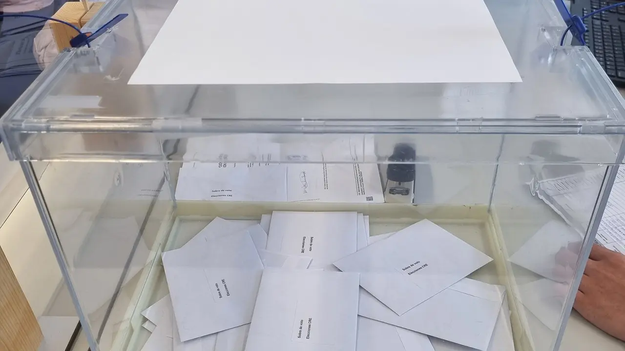 Urna Votación Elecciones CRE de Fráncfort