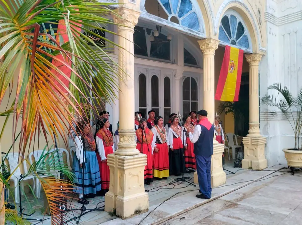 Coro de la Asociación Cantabra de Camagüey Cuba