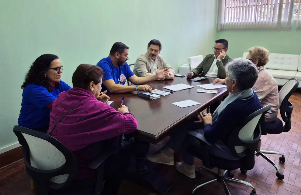 En Sociedade Hispano Brasileira 3