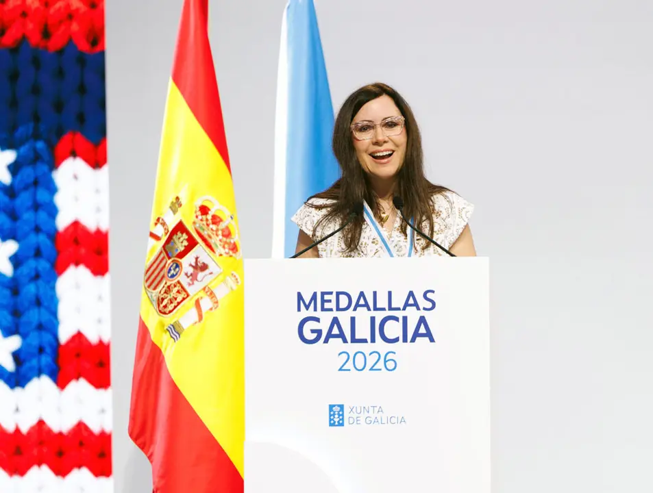 O presidente da Xunta de Galicia, Alfonso Rueda, acompa&ntilde;ado dos membros do Executivo auton&oacute;mico, preside a cerimonia de Entrega das Medallas de Galicia 2026 &aacute;s galardoadas Claudia Alicia &Aacute;lvarez Arg&uuml;elles, Beatriz Gil Fern&aacute;ndez, Carla Mar&iacute;a Angola Rodr&iacute;guez e Camila Fern&aacute;ndez. Cidade da Cultura (Santiago de Compostela), 24/07/26.