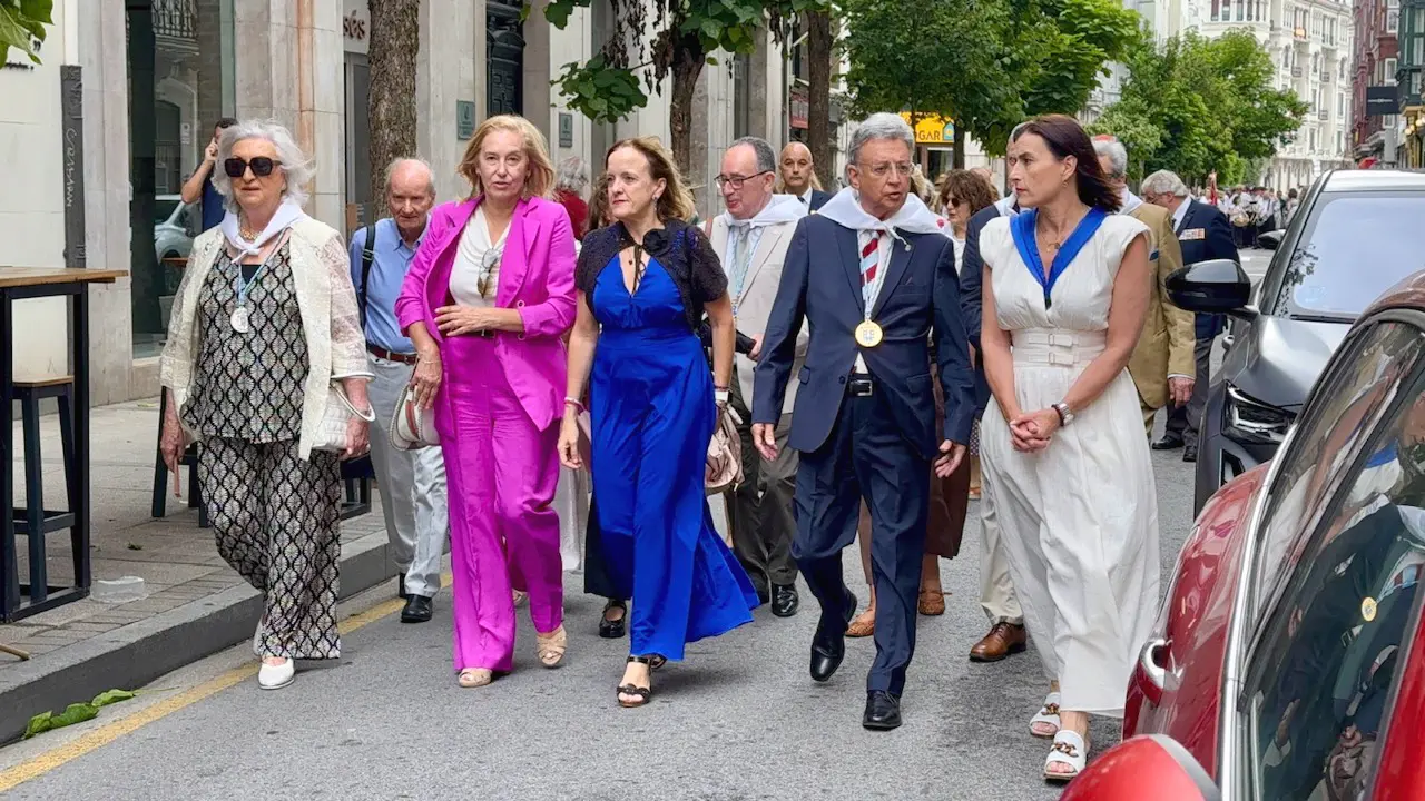 F9. C.Gallego Santander(Santiago 2026)Comitiva copia