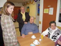  Victoria Cristóbal, durante su visita al centro ‘Cristino García’ de París.