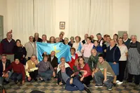  Ortiz, con los socios de la Asociación de Degaña.