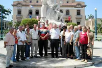  Antonio Trevín y directivos asturianos visitaron el Hospital \\\\\\\\\\\\\\\'Quinta Covadonga\\\\\\\\\\\\\\\'.
