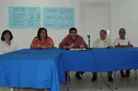  De izquierda a derecha, Ana López de Arias, Yolanda Rey de Lovera, Carlos Domonte Fontán, nuevo presidente; Pancho Moure López, y Javier Pérez Parejo.