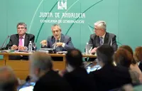  Un momento de la intervenci&oacute;n de Gri&ntilde;&aacute;n.