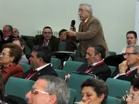 Diversos presidentes de las casas regionales participaron en la mesa redonda.