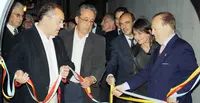  F&eacute;lix Colsa &ndash;1&ordm; por la izda.&ndash;, junto al resto de autoridades de la colectividad, en la inauguraci&oacute;n de la Sala Numantina dentro del Centro Burgal&eacute;s.