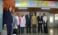  El consejero de Interior y Justicia, Alfonso Fern&aacute;ndez Ma&ntilde;ueco, visita el colegio Sumaca en Buenos Aires.