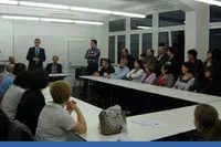 Alfonso Rueda se dirigió a los asistentes a la entrega de diplomas. 