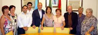  Beatriz Mato y Santiago Camba, junto con los dirigentes de la Sociedad Recreio de los Anci&auml;os de R&iacute;o de Janeiro.