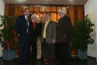  Un momento de la llegada del nuevo embajador el Centro. 