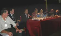 INTCarlos Oreste, Intendente Municipal, volvió a dialogar con los delegados, algo que había hecho el viernes a la noche