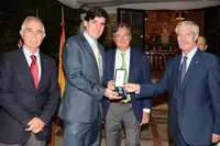 CAC MEDALLA HONOR EMIGRACI‡N 2015 1