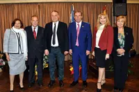 pte club español victor moldes embajador y directivos de la federacion de instituciones española