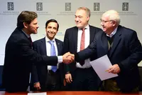 Firma Casa Galicia63