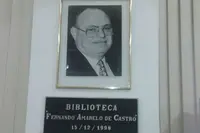 Biblioteca Amarelo de Castro de Caballeros