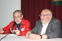 11.MEGA.Lores y Tosar durante la conferencia 1