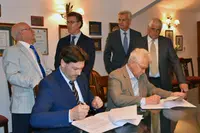 Firma Hogar Español15