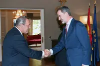 Rey saluda a Torres Cantalapiedra