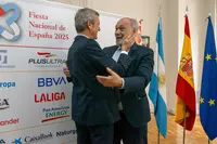 O presidente da Xunta de Galicia, Alfonso Rueda, acompañado polo conselleiro de Emprego, Comercio e Emigración, José González, participa na celebración da Festa Nacional de España á que acudiron a vicepresidenta de Arxentina, Victoria Villarruel, e a ministra de Seguridad, Patricia Burrllich.  Embaixada de España en Bos Aires (Bos Aires), 10/10/25.
