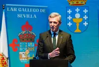 O presidente da Xunta, Alfonso Rueda, participa no acto do 69º aniversario do Lar Gallego de Sevilla. Lar Gallego  (Sevilla), 22/11/25.