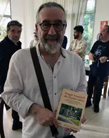 En el Hogar-Bieito con libro de Losa